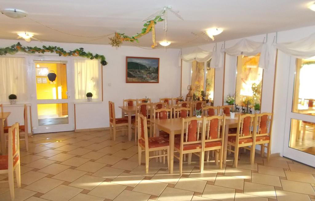 Family Apartments Spiezovec Доновали Екстериор снимка