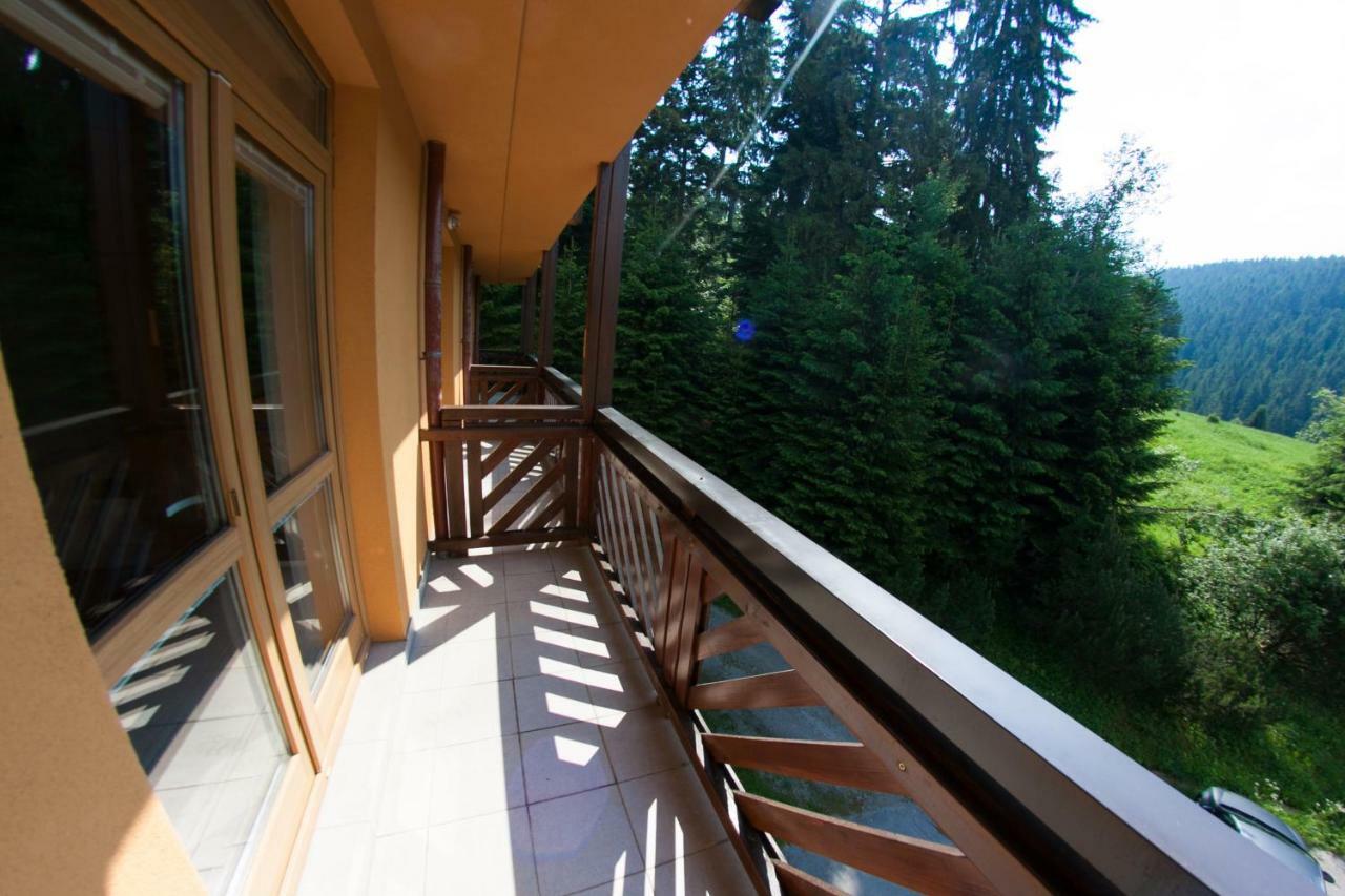 Family Apartments Spiezovec Доновали Екстериор снимка
